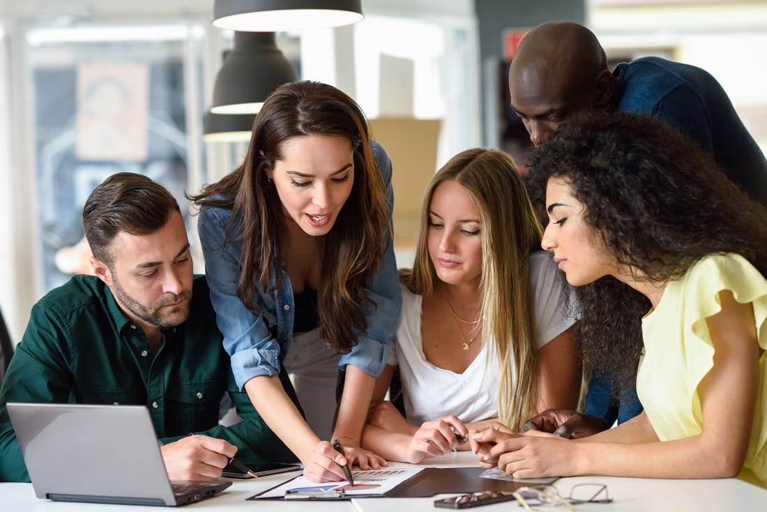 buscas-tu-primer-empleo-sigue-estos-4-consejos-para-tener-exito